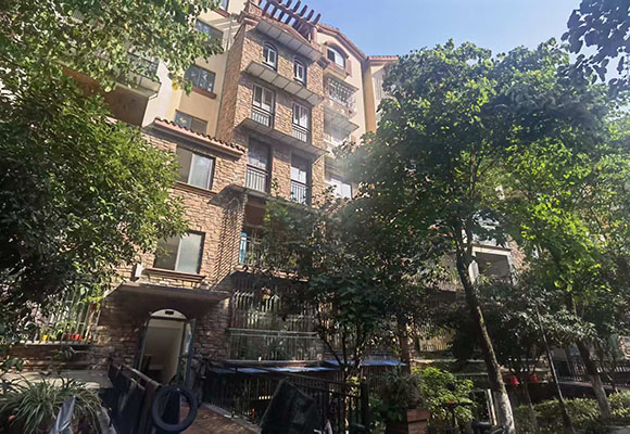 藍田御景灣8套住房和3套營業房第一次拍賣